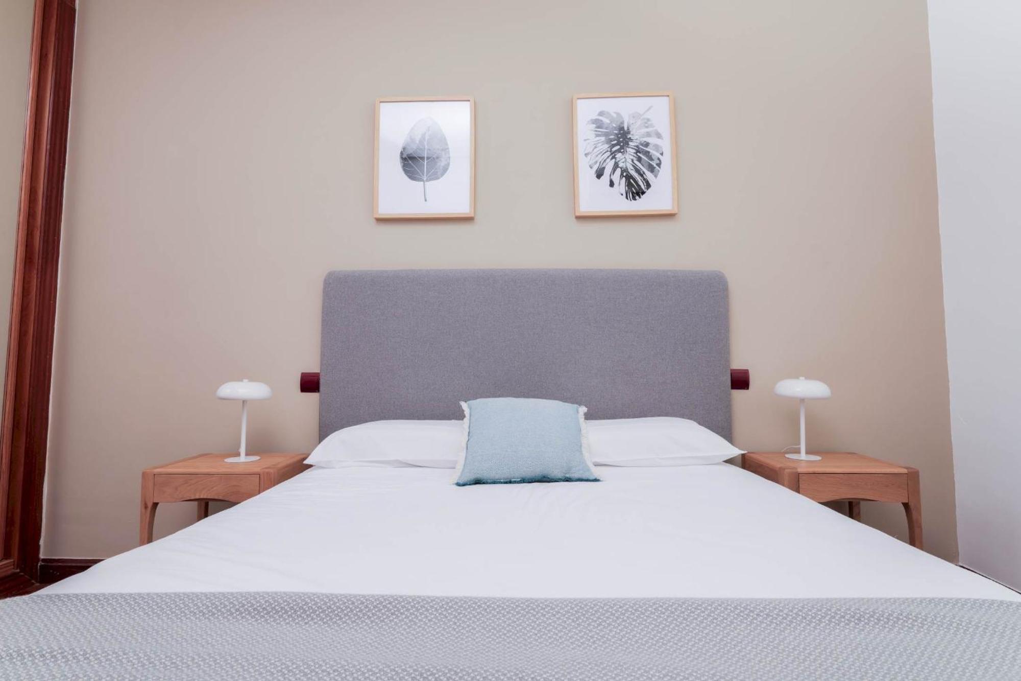 One Bedroom Apartment In Chueca Madrid Exterior photo