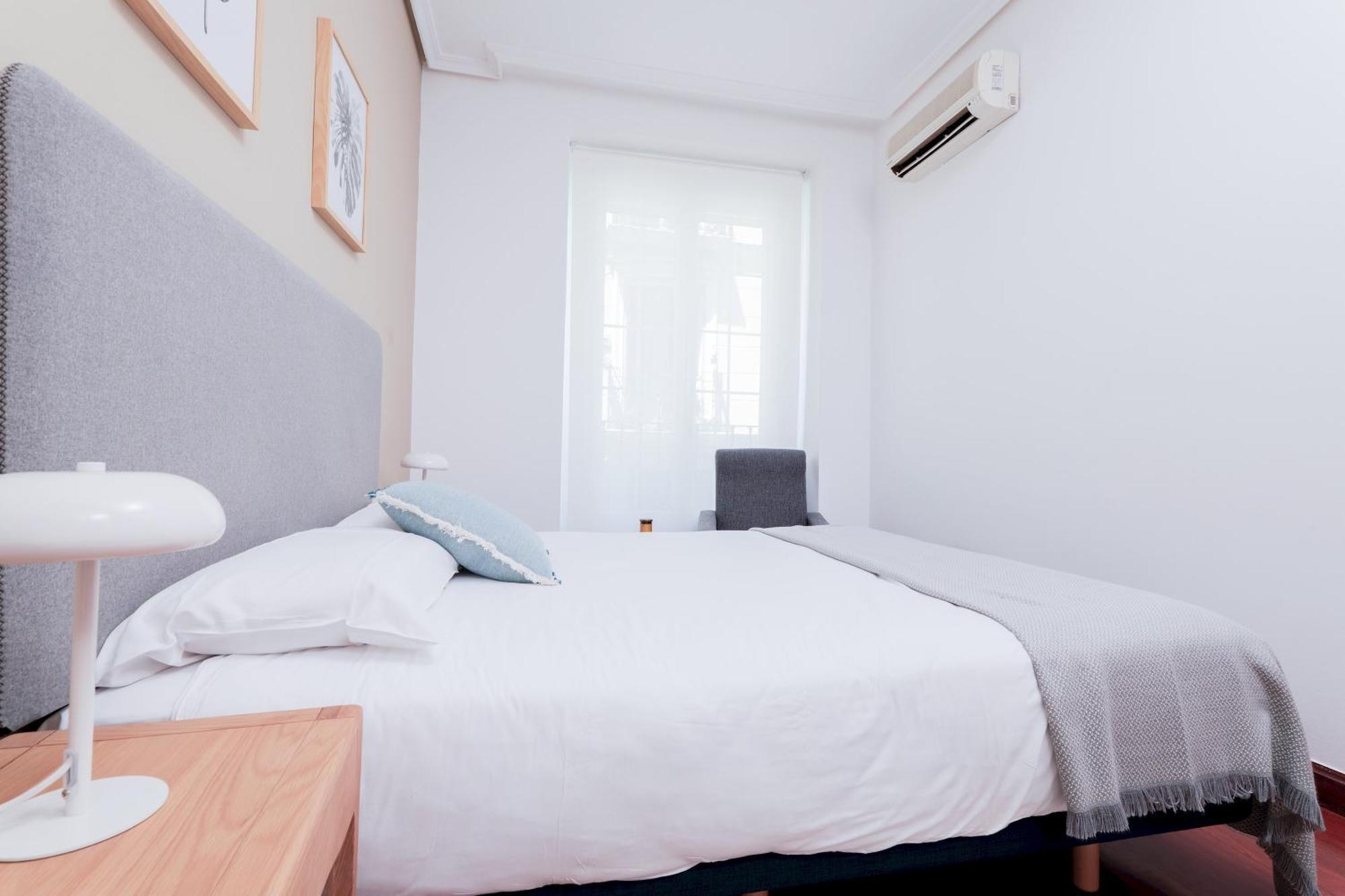 One Bedroom Apartment In Chueca Madrid Exterior photo